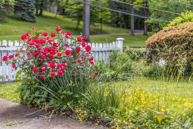 529 Beaver St, Leetsdale, PA 15056