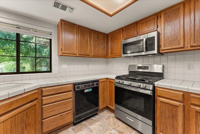 3628 Somerset Avenue, Redding, CA 96002