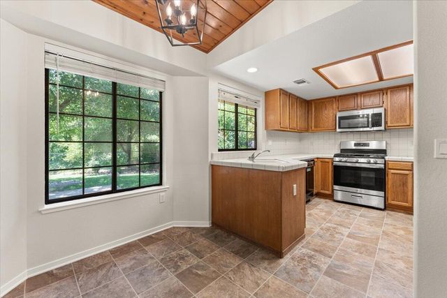 3628 Somerset Avenue, Redding, CA 96002