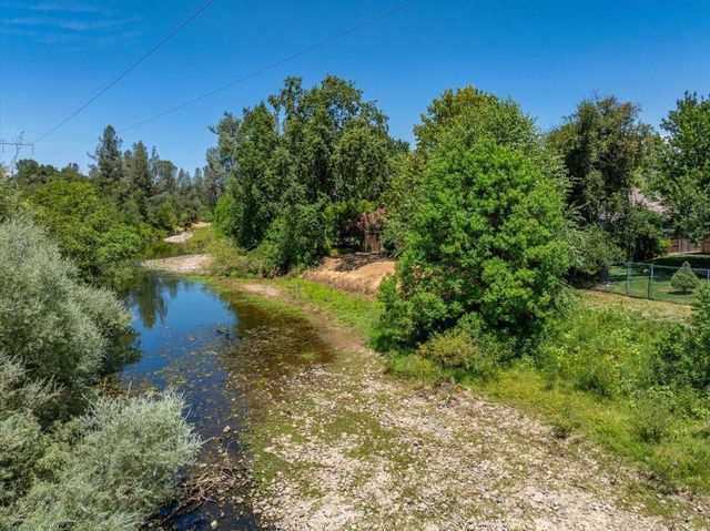3628 Somerset Avenue, Redding, CA 96002