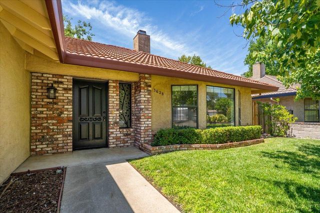 3628 Somerset Avenue, Redding, CA 96002