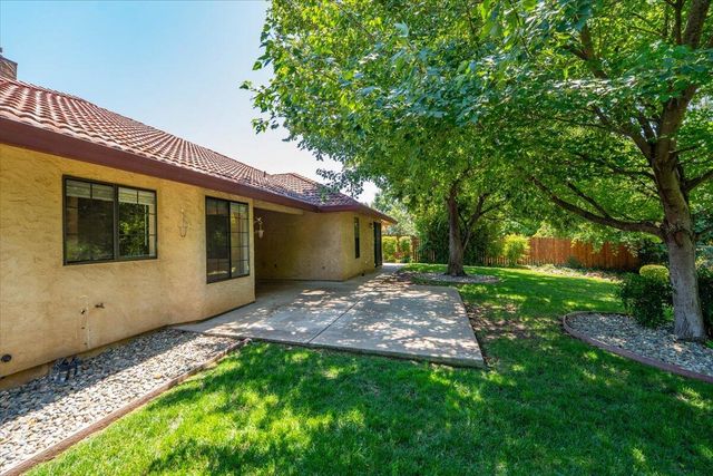 3628 Somerset Avenue, Redding, CA 96002