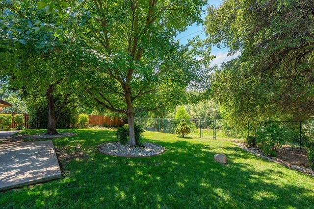 3628 Somerset Avenue, Redding, CA 96002