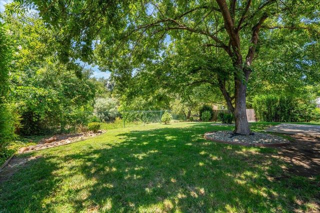 3628 Somerset Avenue, Redding, CA 96002