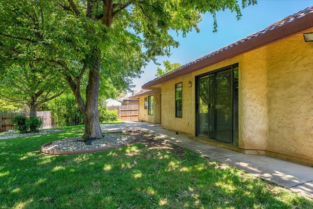 3628 Somerset Avenue, Redding, CA 96002