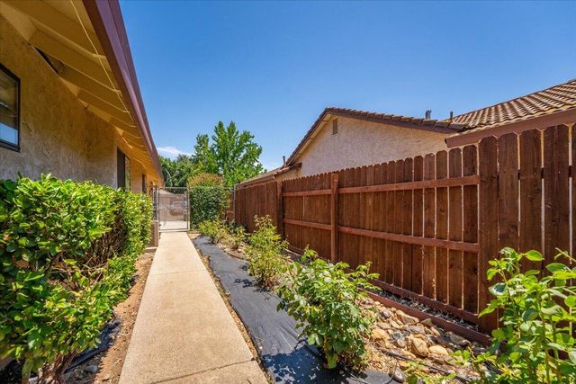 3628 Somerset Avenue, Redding, CA 96002