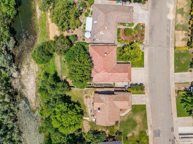 3628 Somerset Avenue, Redding, CA 96002
