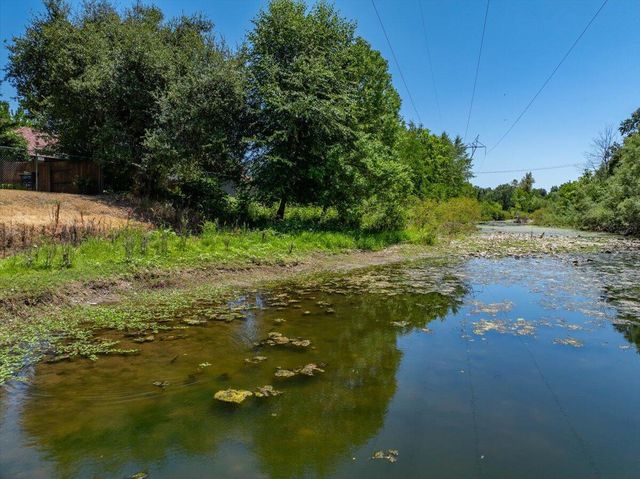 3628 Somerset Avenue, Redding, CA 96002