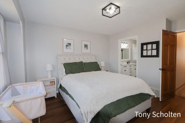 10364 Hannah Drive, Holland Twp, MI 49464