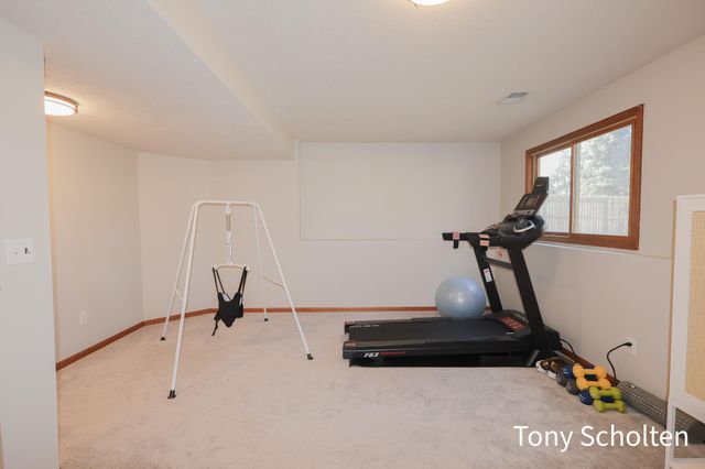 10364 Hannah Drive, Holland Twp, MI 49464