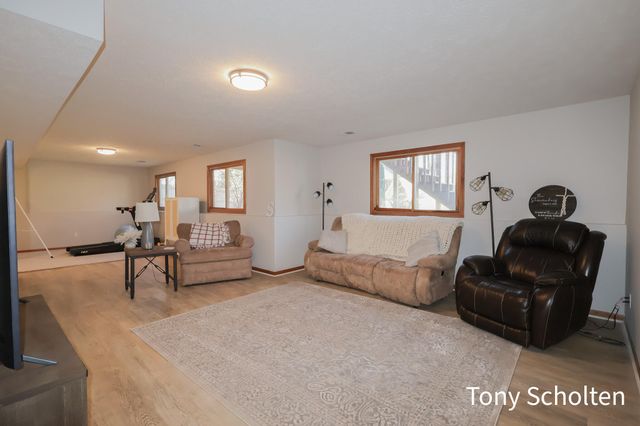 10364 Hannah Drive, Holland Twp, MI 49464