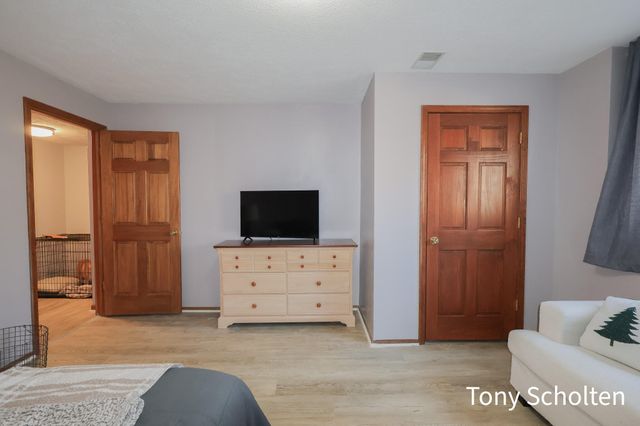 10364 Hannah Drive, Holland Twp, MI 49464