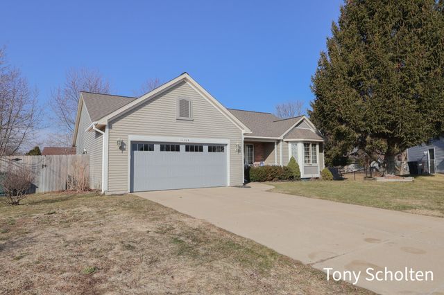 10364 Hannah Drive, Holland Twp, MI 49464