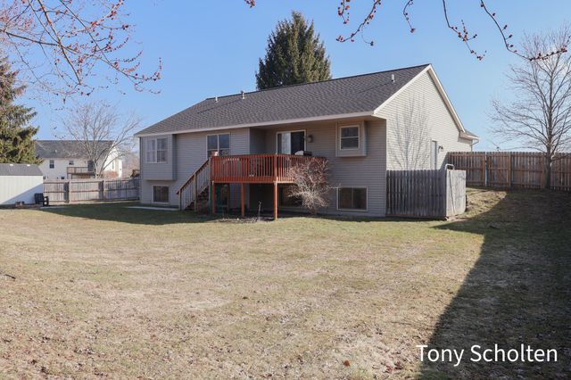 10364 Hannah Drive, Holland Twp, MI 49464