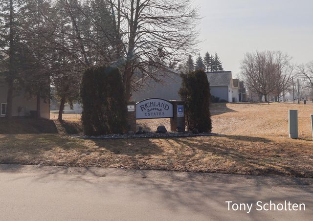 10364 Hannah Drive, Holland Twp, MI 49464