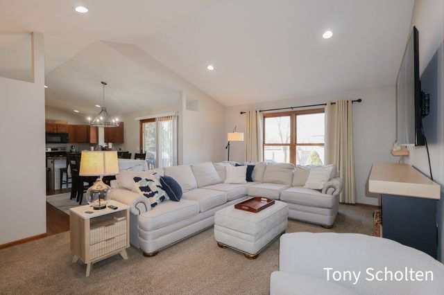 10364 Hannah Drive, Holland Twp, MI 49464