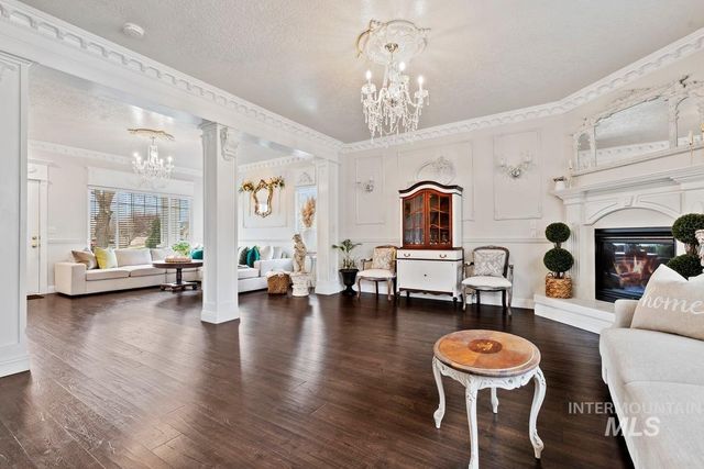 2436 N Heath Ave, Boise, ID 83713