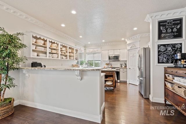 2436 N Heath Ave, Boise, ID 83713