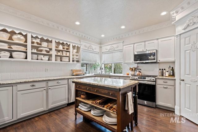 2436 N Heath Ave, Boise, ID 83713