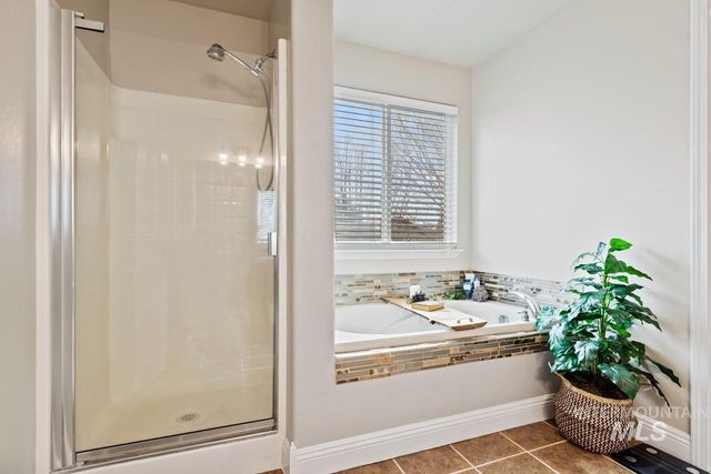 2436 N Heath Ave, Boise, ID 83713