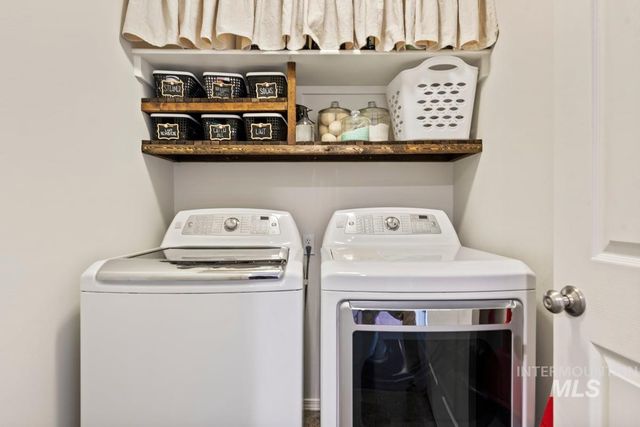 2436 N Heath Ave, Boise, ID 83713