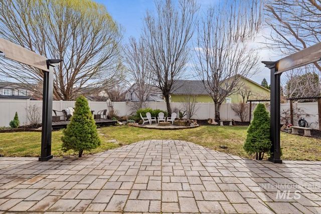 2436 N Heath Ave, Boise, ID 83713