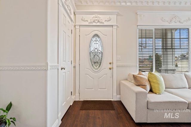 2436 N Heath Ave, Boise, ID 83713