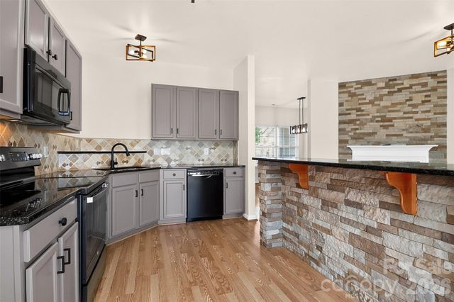 12028 Stratfield Place Circle, Pineville, NC 28134
