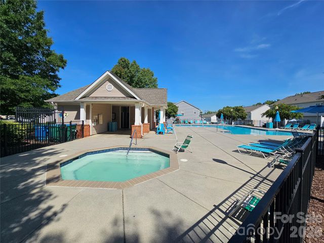 12028 Stratfield Place Circle, Pineville, NC 28134