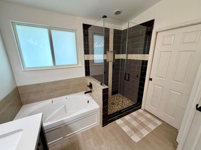 8302 Vía Serena, Boca Raton, FL 33433
