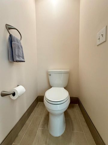 8302 Vía Serena, Boca Raton, FL 33433