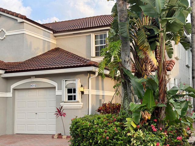 8302 Vía Serena, Boca Raton, FL 33433