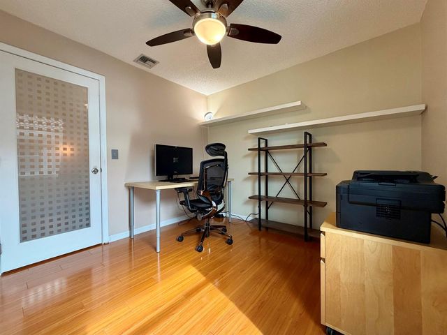 8302 Vía Serena, Boca Raton, FL 33433