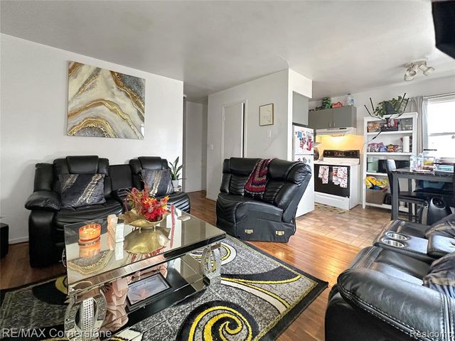 1978 Ackley Avenue, Westland, MI 48186