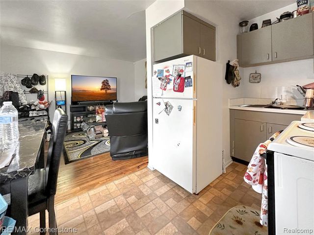 1978 Ackley Avenue, Westland, MI 48186