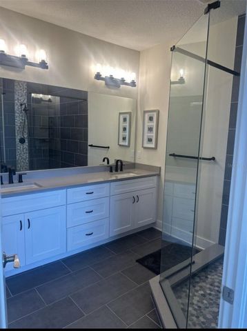 1249 SAVONA DRIVE NE, St Petersburg, FL 33702