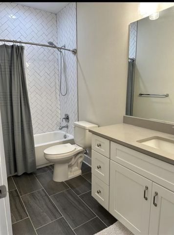 1249 SAVONA DRIVE NE, St Petersburg, FL 33702