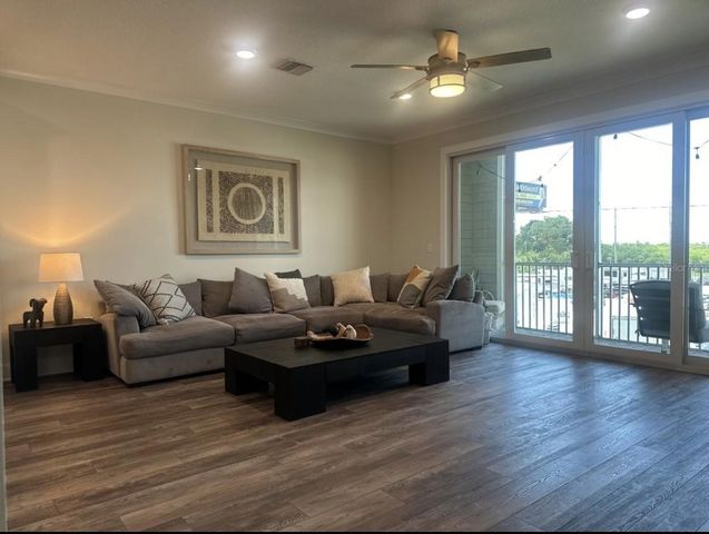 1249 SAVONA DRIVE NE, St Petersburg, FL 33702