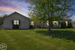 1856 S Allen Road, St Clair, MI 48079