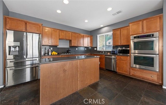 117 Temple Ave, Beaumont, CA 92223