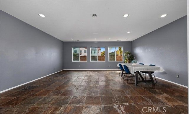 117 Temple Ave, Beaumont, CA 92223