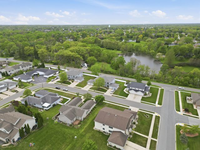 2308 Barbara Jean Drive, Schererville, IN 46375