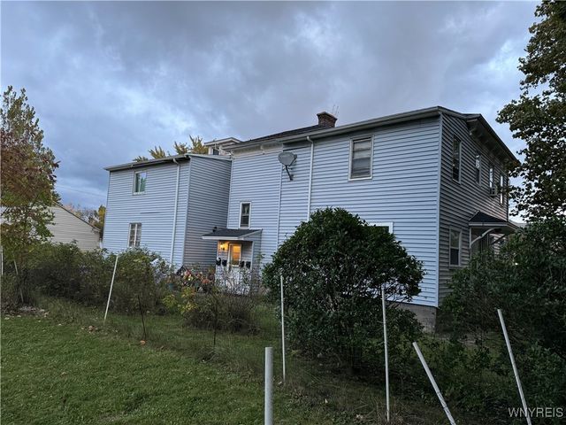 1780 Falls Street, Niagara Falls, NY 14303