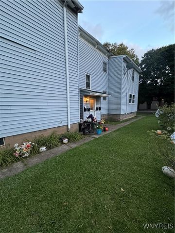 1780 Falls Street, Niagara Falls, NY 14303