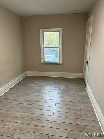 1780 Falls Street, Niagara Falls, NY 14303