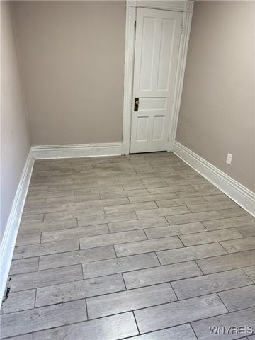 1780 Falls Street, Niagara Falls, NY 14303