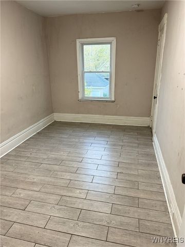 1780 Falls Street, Niagara Falls, NY 14303