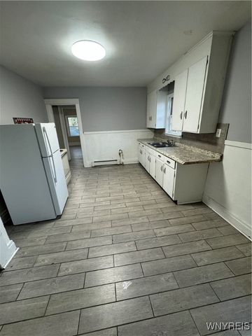 1780 Falls Street, Niagara Falls, NY 14303