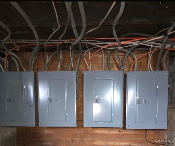 1780 Falls Street, Niagara Falls, NY 14303