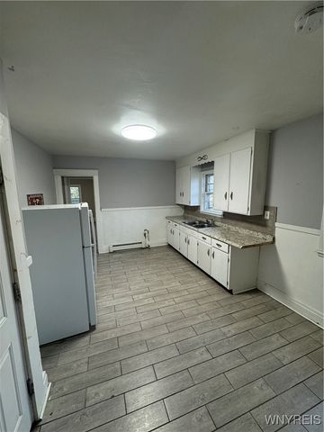 1780 Falls Street, Niagara Falls, NY 14303